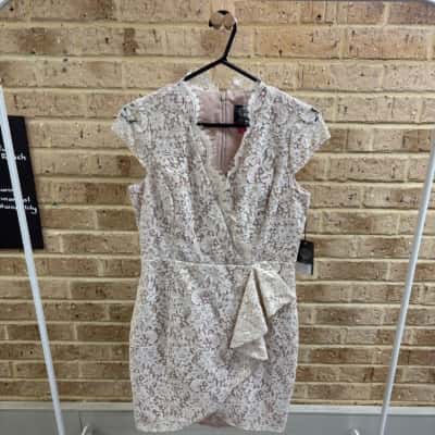 Vince Camuto Womens ivory dress Size 10 