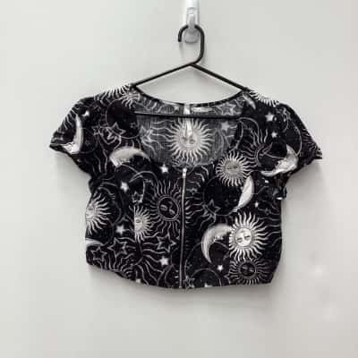 Black Friday Womens 3/4 Sleeve Top Black  / Pattern with zip front 