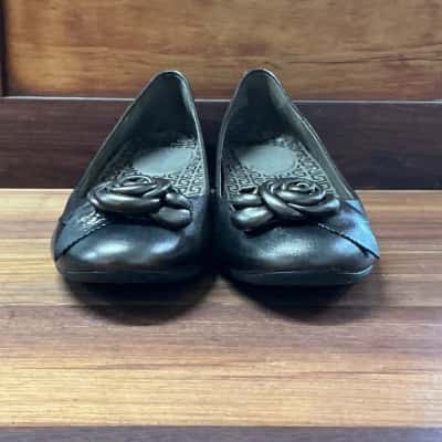 Rockport Womens  Size 7.5 Flats Brown 