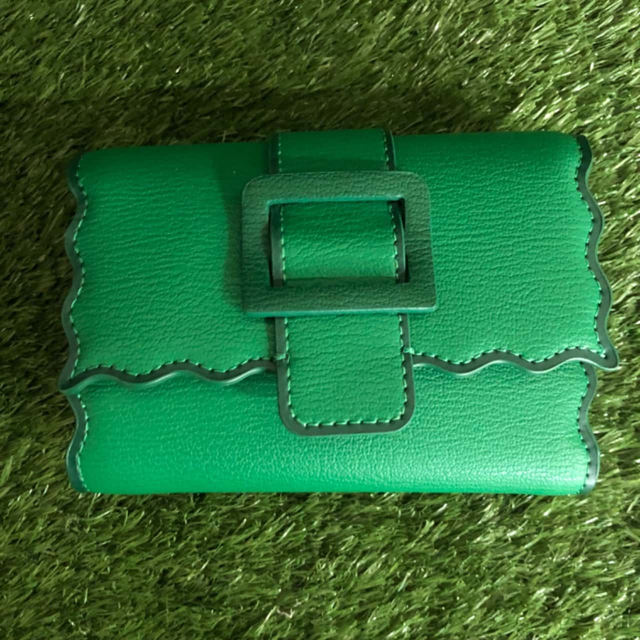 CHARLES&KEITH Waverly Scallop-Trim Wallet ウォレット/送料込 CHARLES&KEITH Waverly Scallop-Trim Wallet ウォレット/送料込