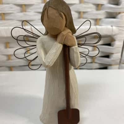 Willow tree Angel of the Garden figurine 