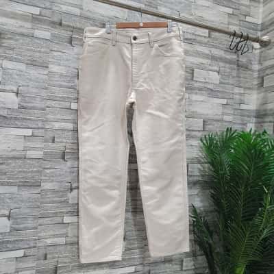 R.M. Williams Mens  Size XL Straight Leg Jeans Off White 