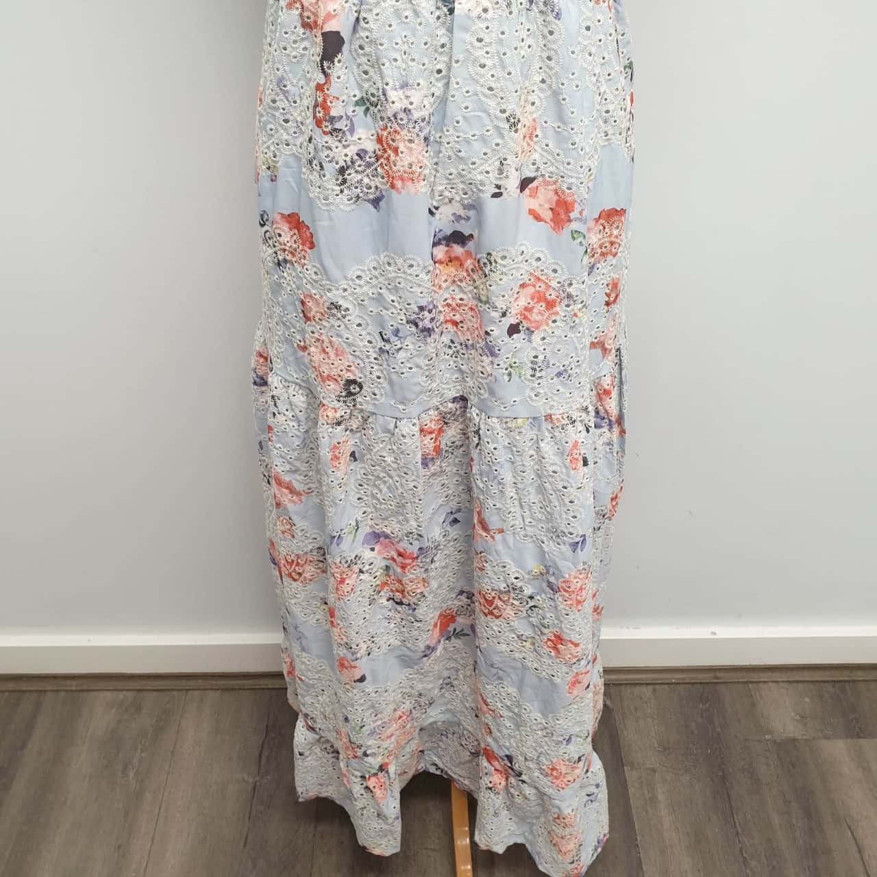 Dahlia & Sun Gorgeous Pretty Soft Pale Blue & Pink With Cream Embroidered  Over Flowers/ Floral /Shirred Bodice /Tie Shoulder Straps/ Maxi Dress Size  L - RRP $89.00 (s) - Used As