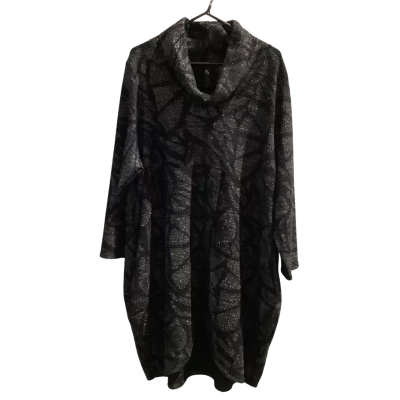 Taking Shape Womens  Size XL Turtleneck Jumper Black  / Silver 