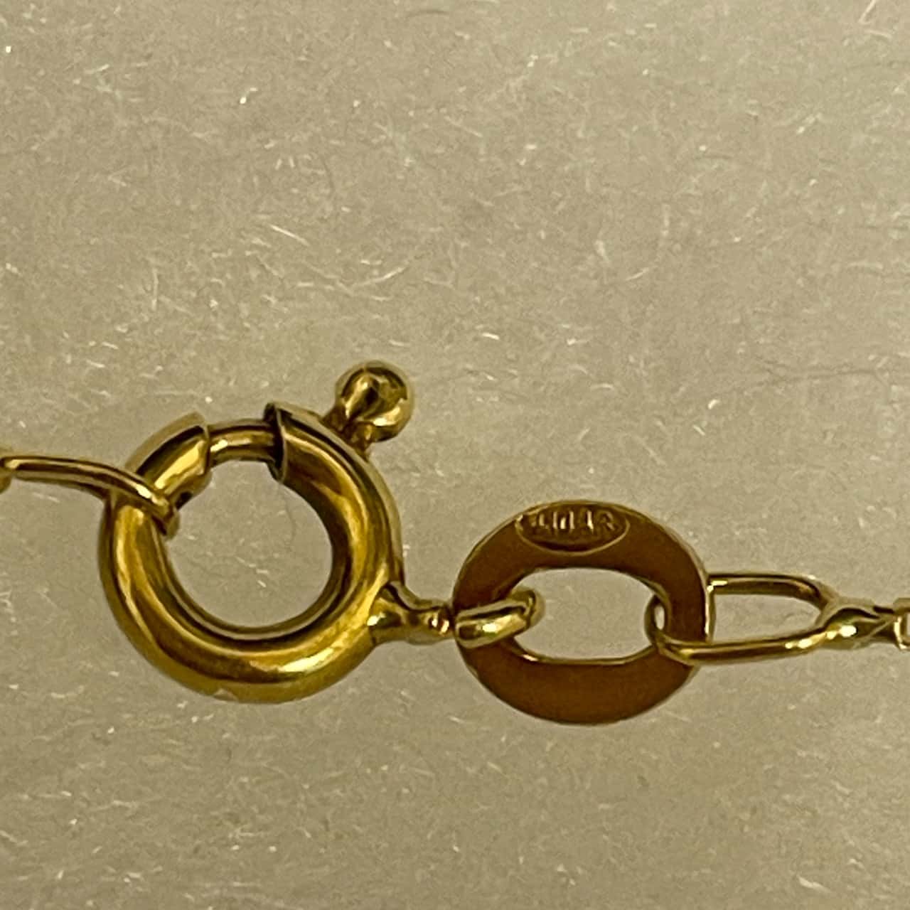 Women's 18ct Gold Boxed chain