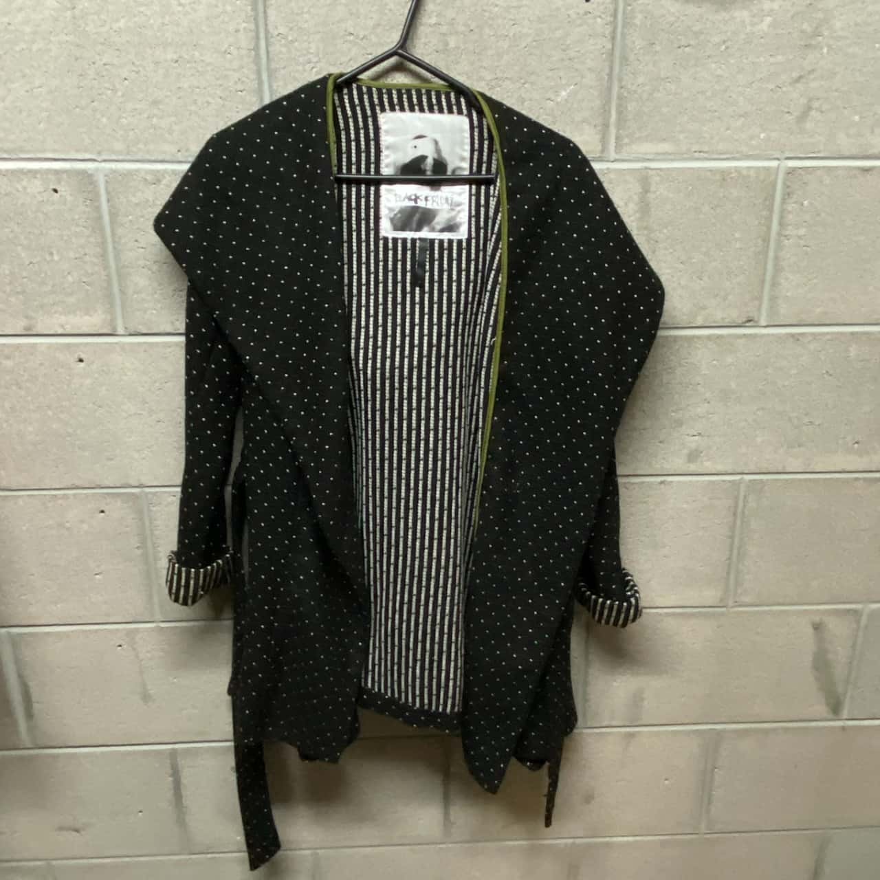 Black Friday Womens Hooded Jacket Size 6 Black / White