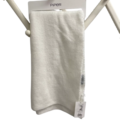 Piper Women’s One Size Gorgeous Super Soft Scarf Off White 