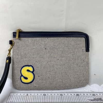 Womens Seed Heritage Embroidered Zip Bag Pouch Card Holder