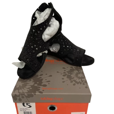 Taking Shape Womens  Size 39 / 8 Sandals Black  