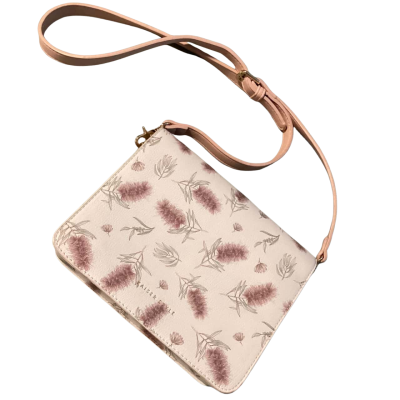 Kaiser style shoulder bag  Green / Nude / Pink  / White 