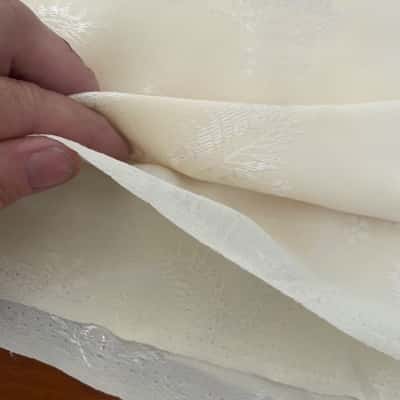 Crepe De Sheen Ivory With Fern Pattern           Fab5