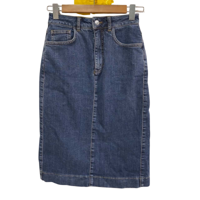 Scanlan Theodore Size 6 Denim Skirt