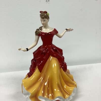 Royal Doulton Pretty Ladies Petit of the Year "Belle" Figurine HN5401 Red