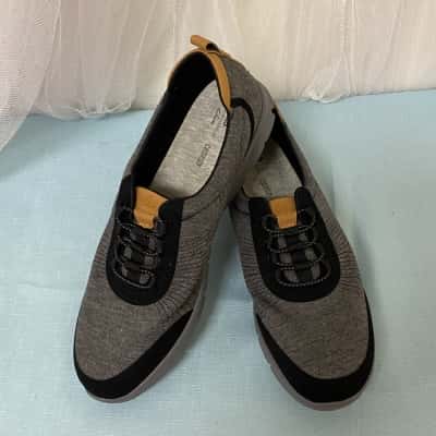 Clarks Womens Grey - Cloud Steppers Size 8 