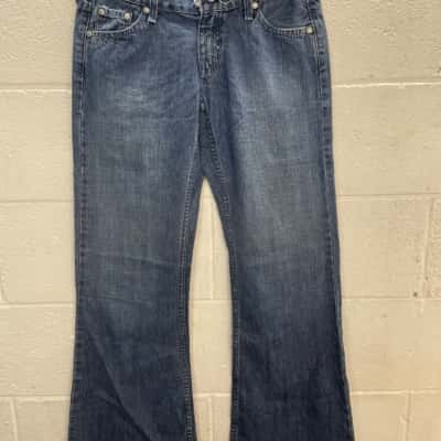 Levis Womens  Size 8 Blue jeans 