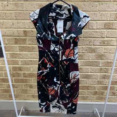 Cue Womens dark mixed print dress Size 8