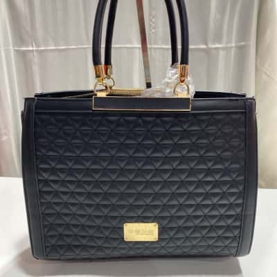 Bebe Womens Handbag Black  / Gold 