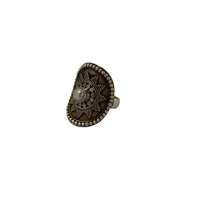 925 Marked Women's Ring With Pearl