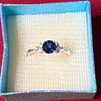  Women's 925 Silver Sapphire Coloured Stone Ring 