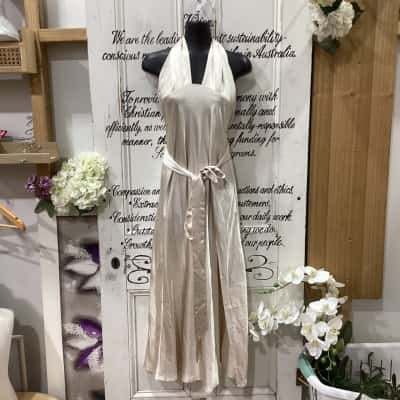  BILLY J BRAND! BNWT THE AMALIA MAXI DRESS! CHAMPAGNE COLOUR! Womens  Size 8 Halter Neck Dress / Maxi Dress / Sleeveless Dress  Champagne 