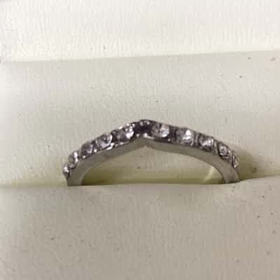 Sterling silver cubic zirconia ring 