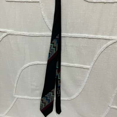  Stefano Milano 100%  Silk Mens Tie Black  / Multicoloured / Pattern 