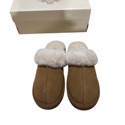 UGG Slippers Womens  Size 36/37 Brown 