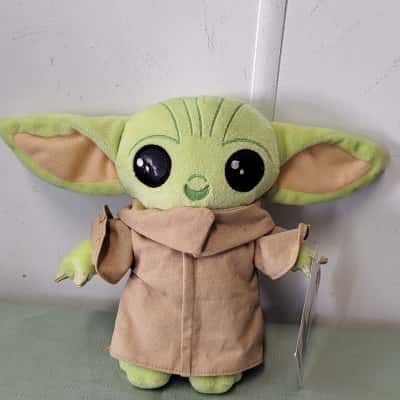 Official Disney Star Wars Mandalorian The Child (Grogu) Plush Toy 