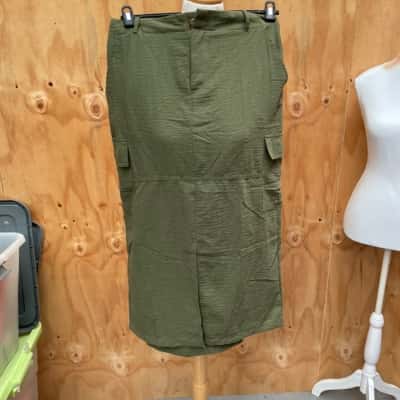 Katies Women’s - Size 12 - Khaki Linen Cargo skirt 