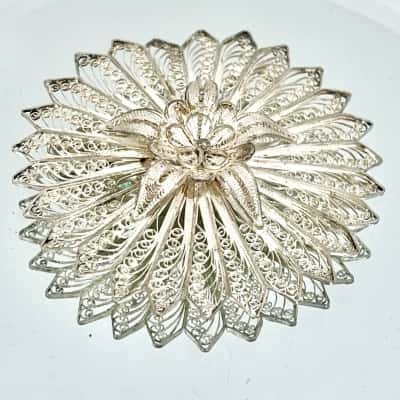 Vintage Filligree Brooch- just delightful