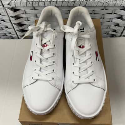 Tommy Hilfiger Womens  Size 37 Sneakers White 