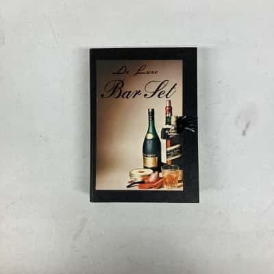 Vintage De Luxe Wooden Bar Set 