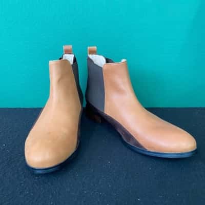 Blue Illusion Womens  Leather Boots - Size 40 
