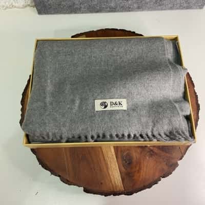 D&K UGG Women's Scarf Grey