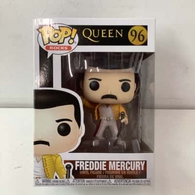 NEW - Pop Rocks Queen 96