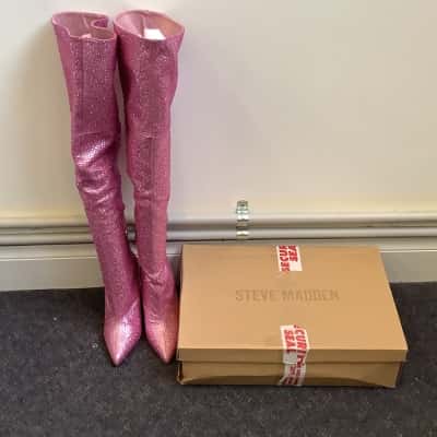 In Box Steve Madden Womens Size US 8, EU 38.5 Vivia Embellished Boots Pink