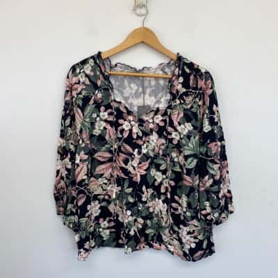 Katies Glamour Pintuck Sleeve Top Size 16 