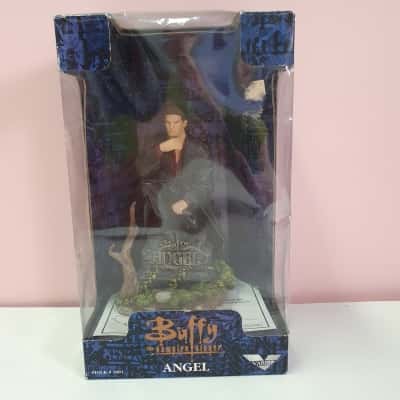 Buffy the Vampire Slayer Angel Figure 24cm