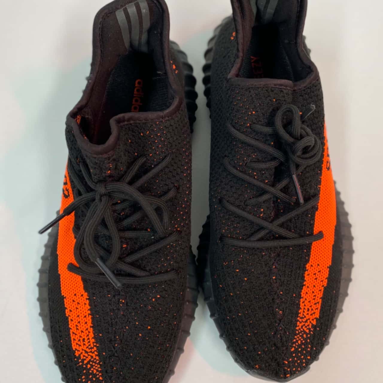 Adidas yeezy 8.5 negro sale
