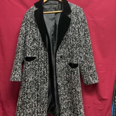 Carla Zampatti Womens Size 12 Black/ White Coat