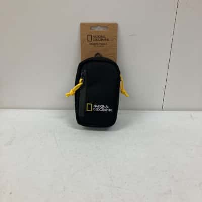 National Geographic Small Camera Pouch (NG E2 2350)