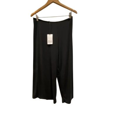  Bella bodiesWomens  Size XL Black pants