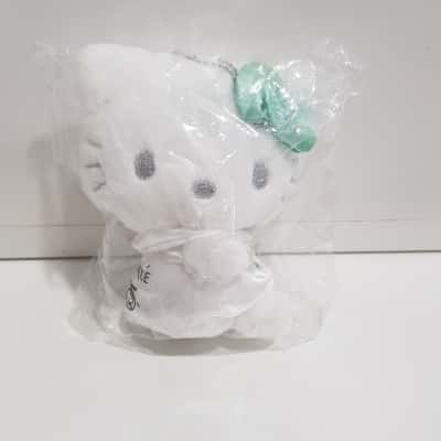 Clinique X Hello Kitty 50th Anniversary Limited Edition Stuffed Toy Pouch