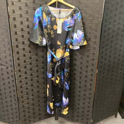 Taking Shape Womens  Size 18 Short Sleeve Dress  Black  / Floral 