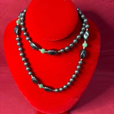  Women's Vintage 1990's Hematite Green Beaded Necklace 