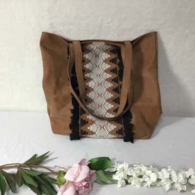 Sportsgirl Womens Tan Brown with Black & White Pattern Tote Bag