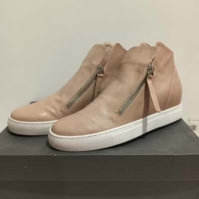 I Love Billy Beige Wedge Sneakers with Zips on Sides Women's size 38