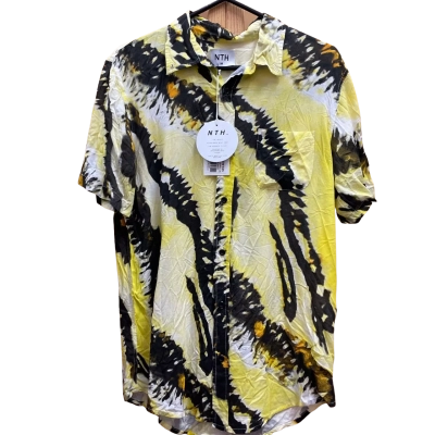 NTH Mens  Size M Short Sleeve Shirt Black  / Yellow 