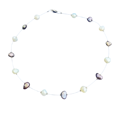 Freshwater pearl Womens Necklace 40cm. Stirling silver clasp