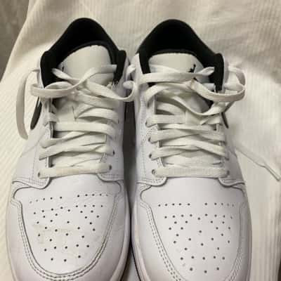 Nike: Air Jordans  Mens  Size 10.5 Sneakers Black  / White 